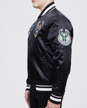 Load image into Gallery viewer, PRO STANDARD Milwaukee Bucks Retro Classic Rib Satin Jacket (Black)