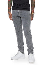 Load image into Gallery viewer, Valabasas "MR.CLEAN 2.0" BLACK SKINNY JEAN (LT. GREY WASHED)