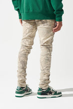 Load image into Gallery viewer, SERENEDE Sienna Camo Jeans (CAMO)