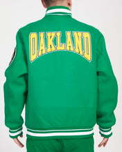 Load image into Gallery viewer, PRO STANDARD OAKLAND ATHLETICS CREST EMBLEM RIB WOOL VARSITY JACKET (KELLY GREEN)