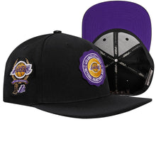Load image into Gallery viewer, PRO STANDARD LOS ANGELES LAKERS CREST EMBLEM WOOL SNAPBACK HAT (BLACK)