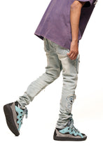 Load image into Gallery viewer, PHEELINGS TIME DON&#39;T WAIT CARGO SKINNY DENIM (LIGHT BLUE)