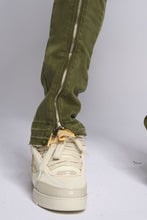 Load image into Gallery viewer, PHEELINGS WITHDRAWN STACKED DENIM (OLIVE)