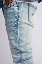Load image into Gallery viewer, PHEELINGS SPOTLIGHT SKINNY DENIM (LIGHT BLUE)