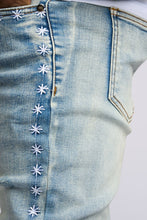 Load image into Gallery viewer, PHEELINGS SPOTLIGHT SKINNY DENIM (LIGHT BLUE)