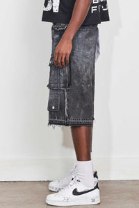 First Row WASHED MULTI CARGO DENIM JORTS