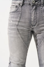 Load image into Gallery viewer, SERENEDE NOCTIS Stacked Jeans (GREY)