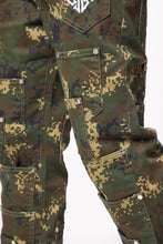 Load image into Gallery viewer, GUAPI Camo Pockets Flared Denim (Camo)