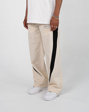 Load image into Gallery viewer, EPTM 3M STAPLE PANTS (CREAM)