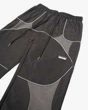Load image into Gallery viewer, EPTM CAPELLA PANTS (BLACK)
