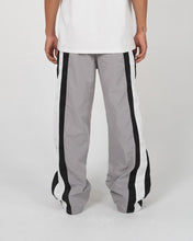 Load image into Gallery viewer, EPTM PARADOX PANTS (BLACK)