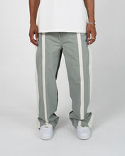 Load image into Gallery viewer, EPTM FLAPJACK PANTS (SAGE)