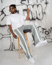 Load image into Gallery viewer, EPTM FLAPJACK PANTS (SAGE)