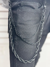 Load image into Gallery viewer, DRUNZ 3 LAYER BLK WALLET CHAIN