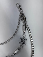 Load image into Gallery viewer, DRUNZ Silver Skull Layered Pocket Chain