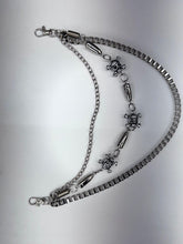 Load image into Gallery viewer, DRUNZ Silver Skull Layered Pocket Chain