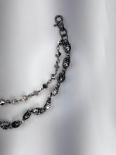 Load image into Gallery viewer, DRUNZ DICE AND SKELETON HEAD WALLET CHAIN