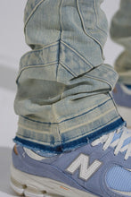Load image into Gallery viewer, PHEELINGS "SHOOT FOR THE STARS" STACK CARGO DENIM (LIGHT BLUE)