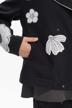 Load image into Gallery viewer, Valabasas SELFMADE Jacket (Black)