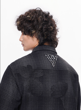Load image into Gallery viewer, Valabasas HARVEST BUTTON DOWN (BLACK)