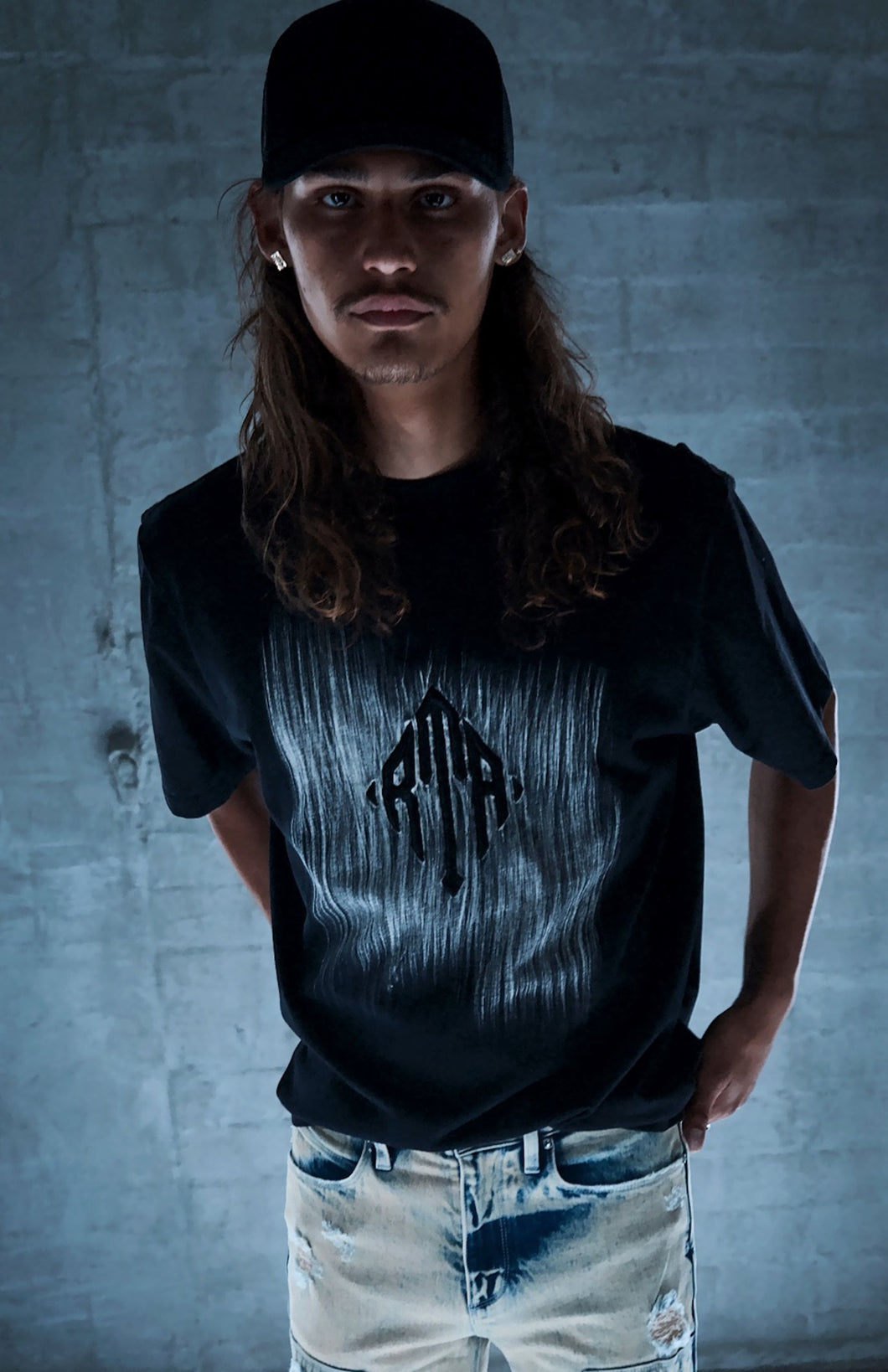 RTA Colin | Black Etched Monogram